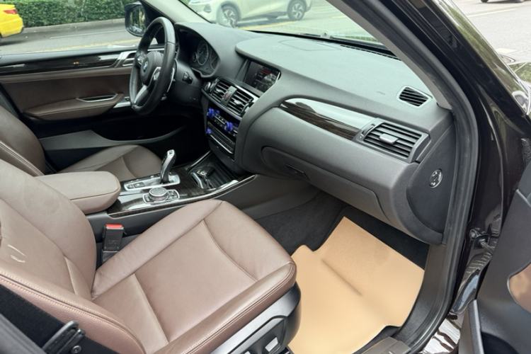 Used BMW X3 2014 xDrive28i X Design Package Right Front Seat