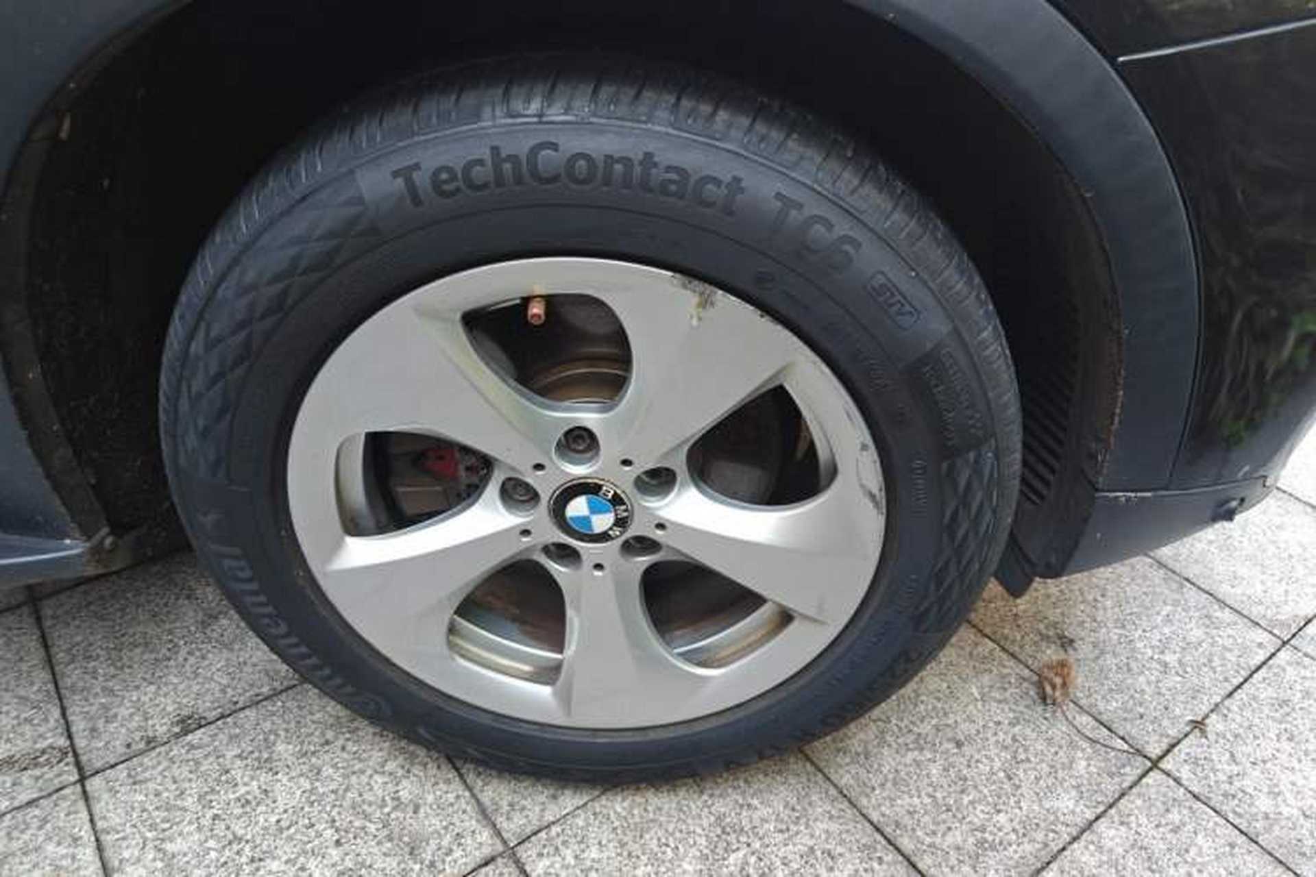 Used BMW X3 2014 xDrive20i Leading Model Right Front Wheel Hub