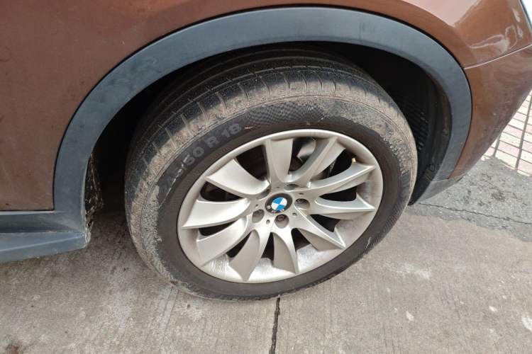 Used BMW X3 2014 xDrive20i X Design Package Right Front Wheel Hub