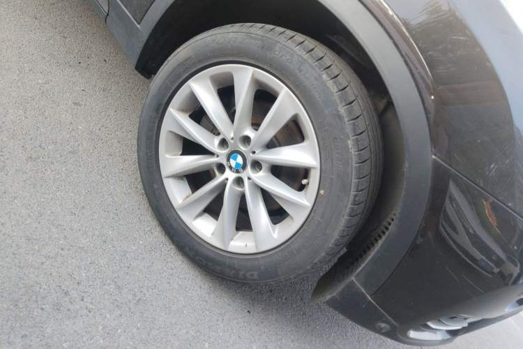 Used BMW X3 2014 xDrive20i X Design Package Right Front Wheel Hub
