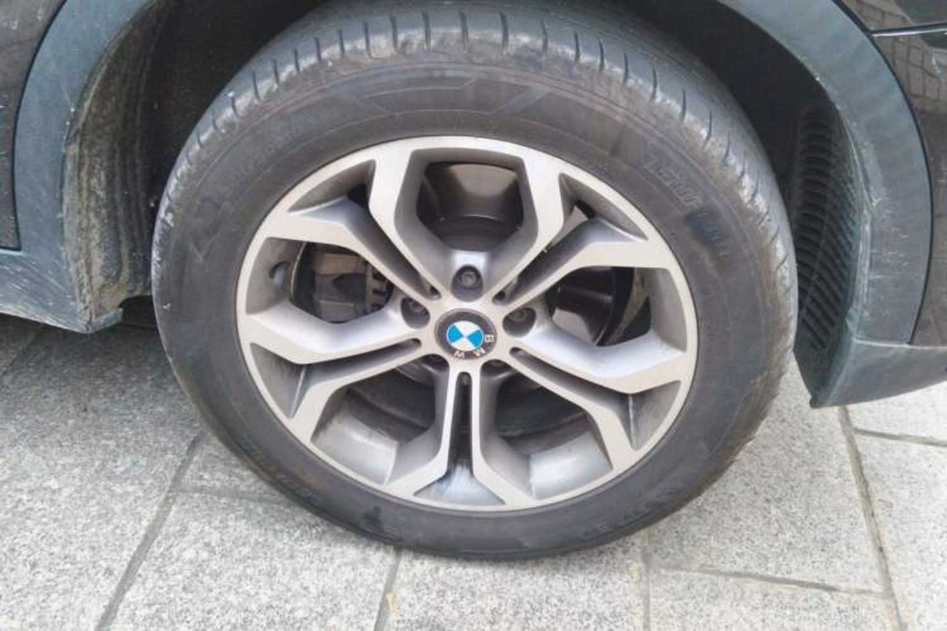 Used BMW X3 2014 xDrive20i X Design Package Right Front Wheel Hub