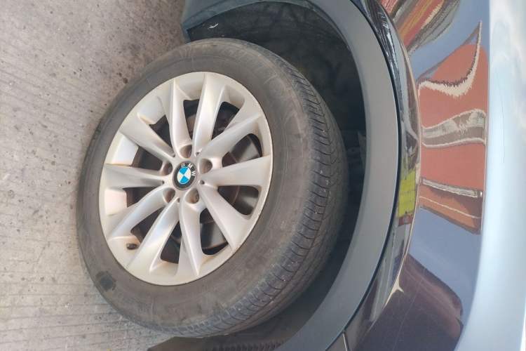 Used BMW X3 2014 xDrive20i X Design Package Right Front Wheel Hub