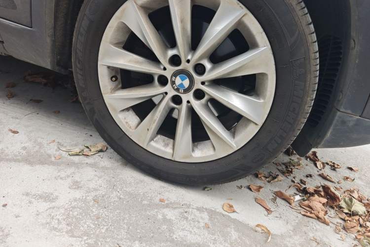 Used BMW X3 2014 xDrive20i X Design Package Right Front Wheel Hub