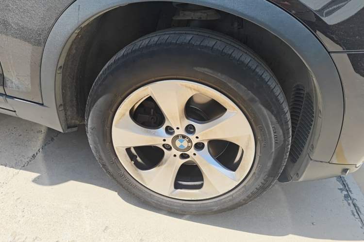 Used BMW X3 2014 xDrive20i Leading Model Right Front Wheel Hub