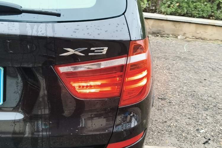 Used BMW X3 2014 xDrive20i Leading Model Right Rear Taillight