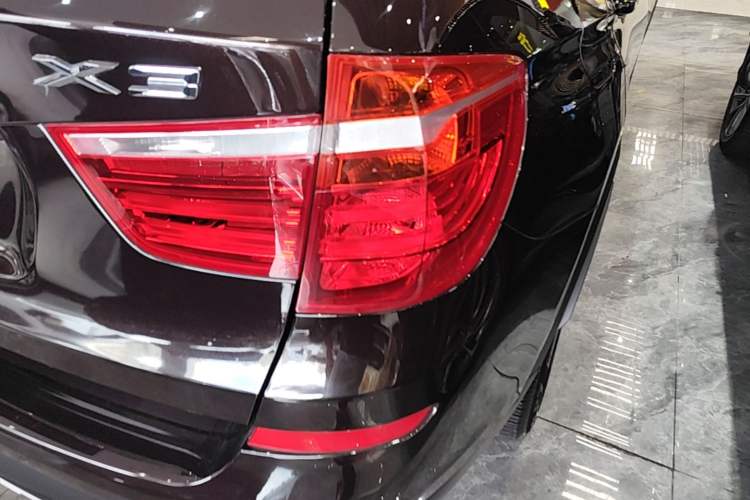 Used BMW X3 2014 xDrive20i X Design Package Right Rear Taillight