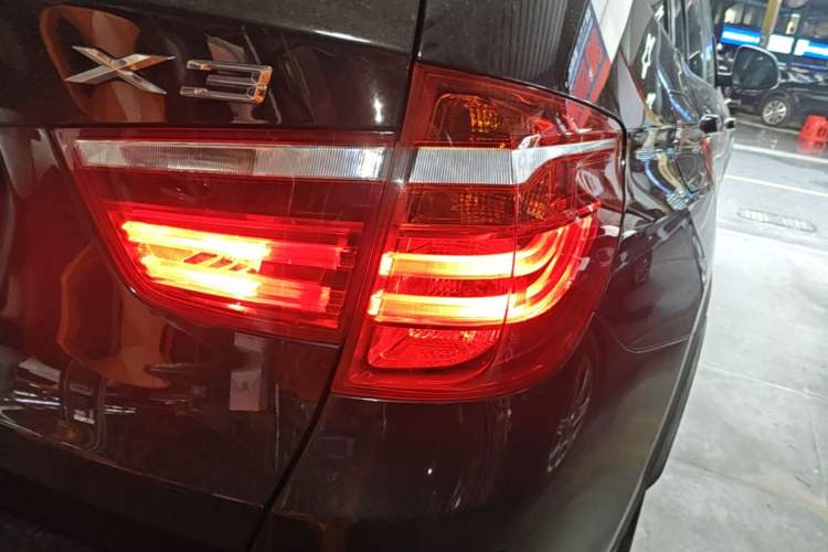 Used BMW X3 2014 xDrive28i Leading Model Right Rear Taillight