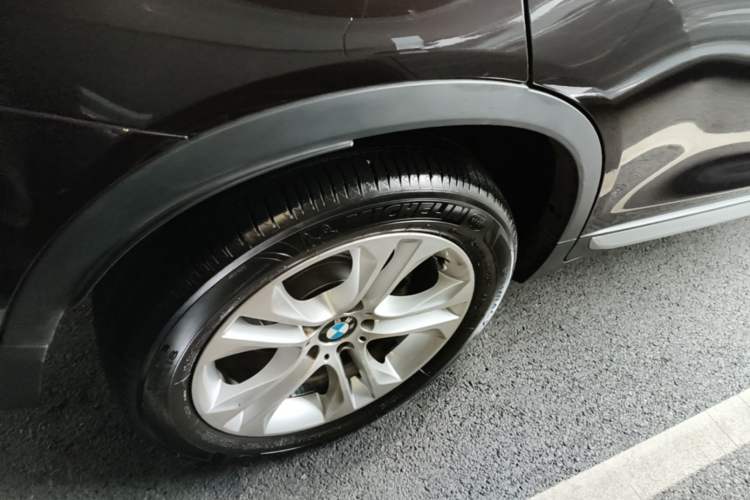 Used BMW X3 2014 xDrive28i X Design Package Right Rear Wheel Hub
