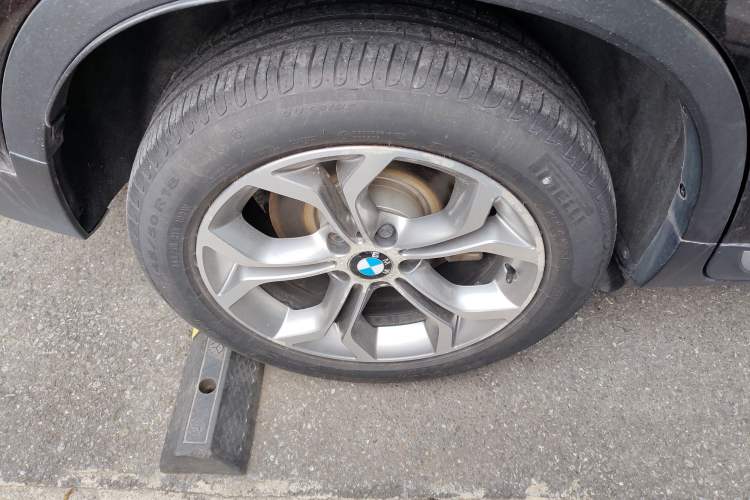 Used BMW X3 2014 xDrive20i X Design Package Right Rear Wheel Hub