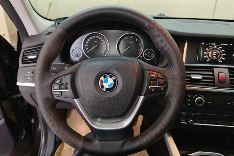 Used BMW X3 2014 xDrive20i Leading Model Steering Wheel