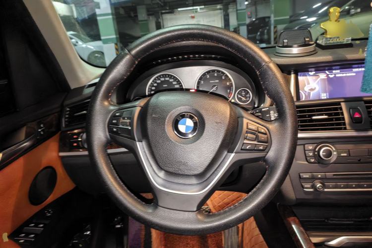 Used BMW X3 2014 xDrive20i Leading Model Steering Wheel