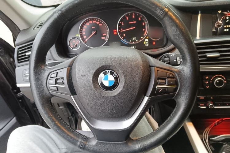 Used BMW X3 2014 xDrive20i Leading Model Steering Wheel