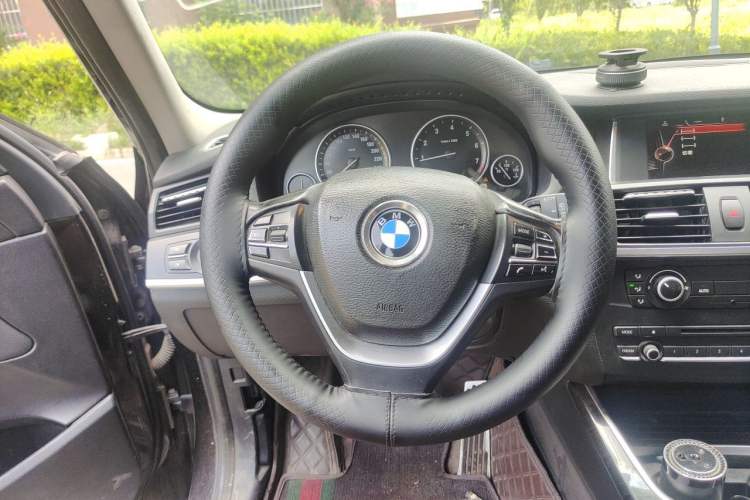 Used BMW X3 2014 xDrive20i Leading Model Steering Wheel