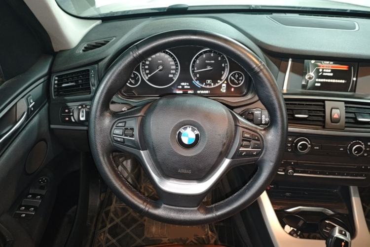 Used BMW X3 2014 xDrive20i Leading Model Steering Wheel