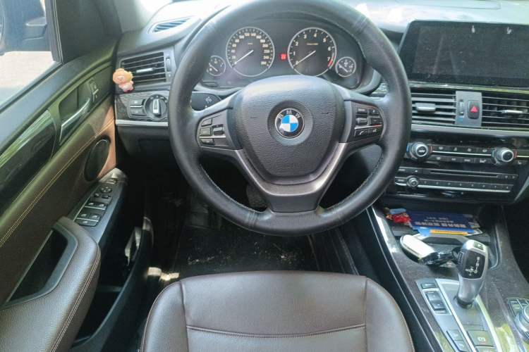 Used BMW X3 2014 xDrive20i X Design Package Steering Wheel