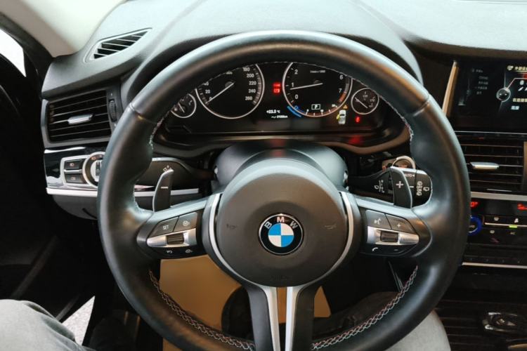 Used BMW X3 2014 xDrive28i X Design Package Steering Wheel