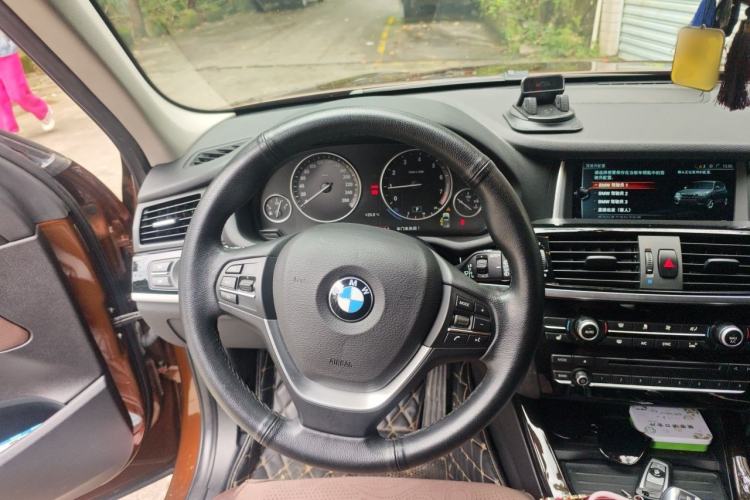 Used BMW X3 2014 xDrive20i X Design Package Steering Wheel