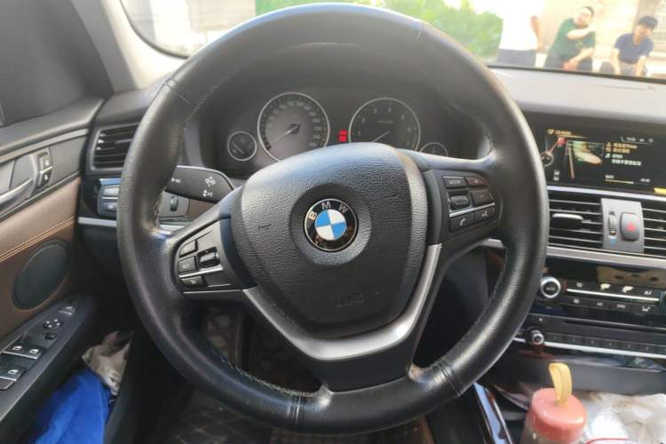 Used BMW X3 2014 xDrive20i X Design Package Steering Wheel
