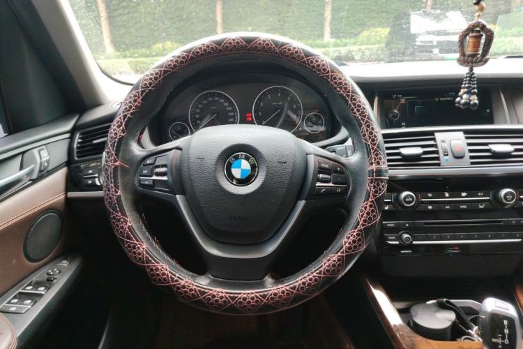 Used BMW X3 2014 xDrive20i X Design Package Steering Wheel
