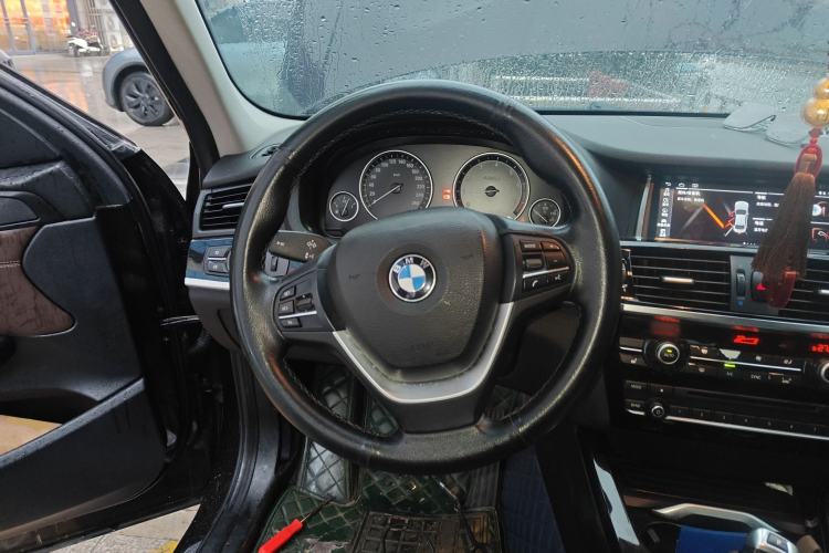Used BMW X3 2014 xDrive20i X Design Package Steering Wheel