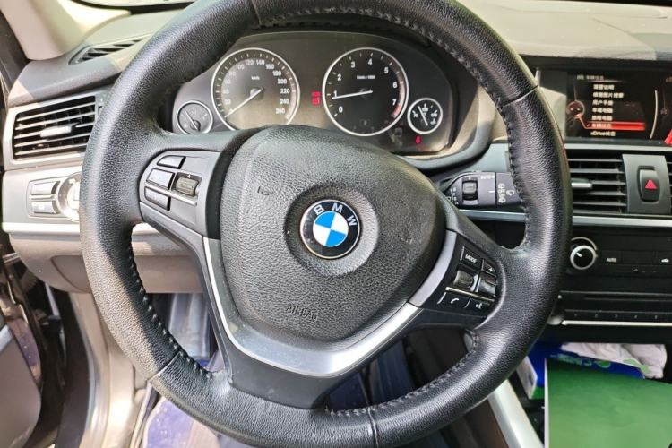 Used BMW X3 2014 xDrive20i Leading Model Steering Wheel