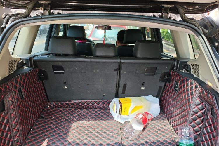 Used BMW X3 2014 xDrive20i Leading Model Trunk
