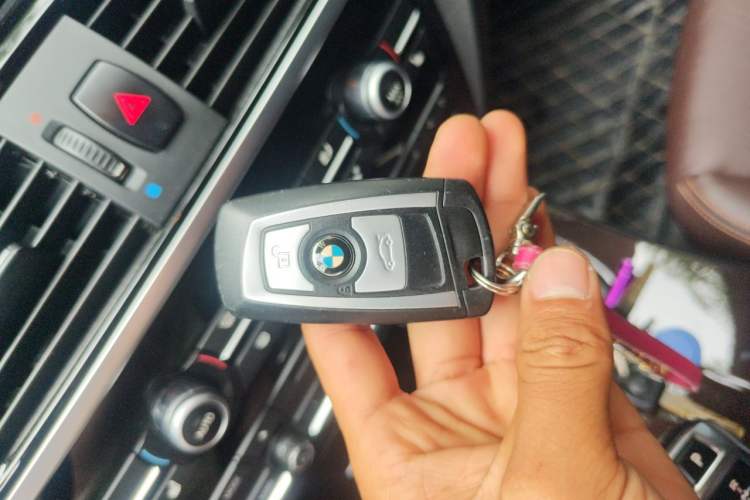 Used BMW X3 2014 xDrive20i X Design Package Vehicle Key
