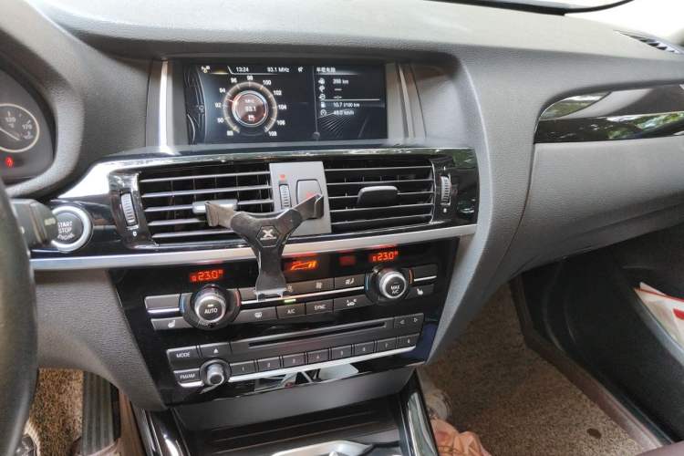 Used BMW X3 2014 xDrive20i X Design Package Audio And AC Panel