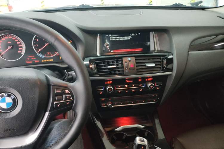 Used BMW X3 2014 xDrive20i X Design Package Center Console