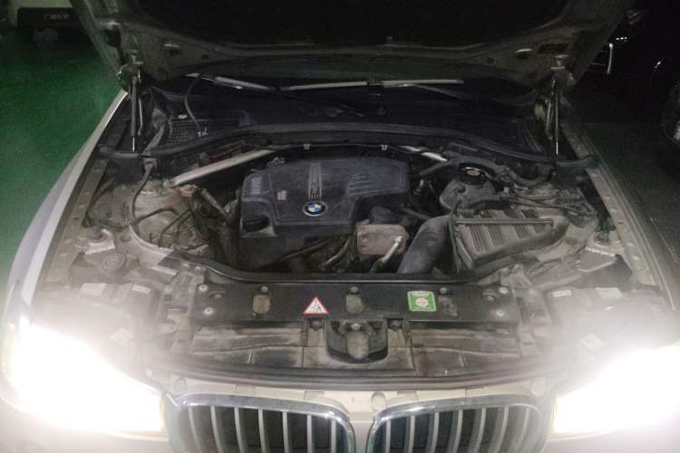 Used BMW X3 2014 xDrive20i X Design Package Engine Bay