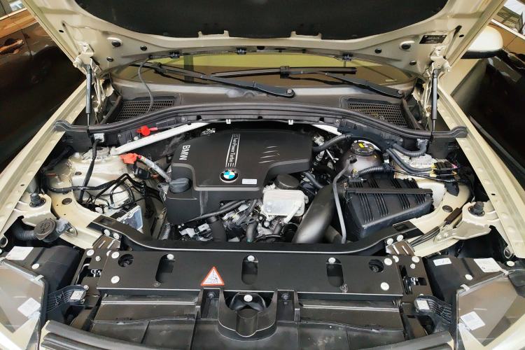 Used BMW X3 2014 xDrive20i Leading Model Engine Bay