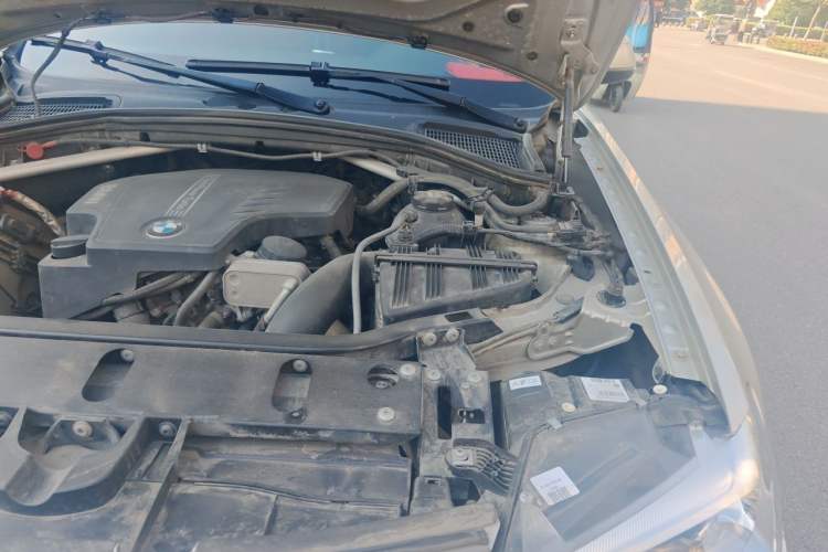 Used BMW X3 2014 xDrive20i X Design Package Engine Bay Left