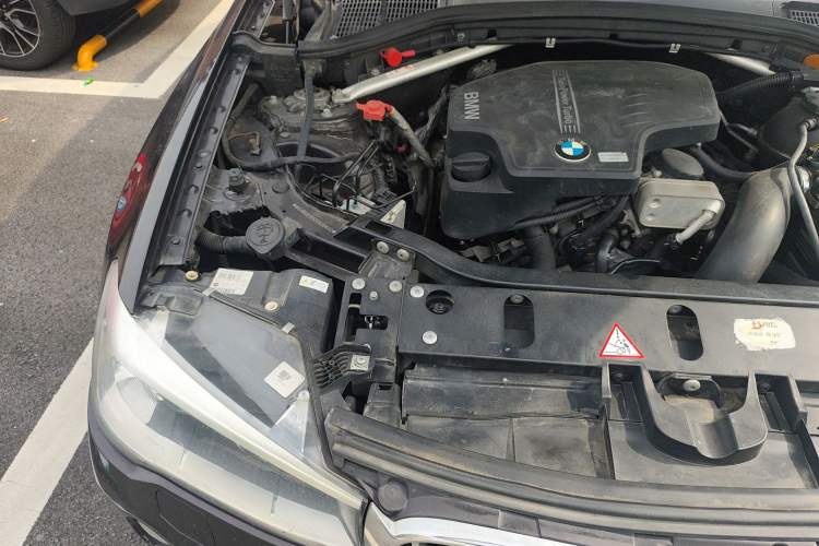 Used BMW X3 2014 xDrive28i Leading Model Engine Bay Right