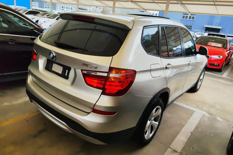 Used BMW X3 2014 xDrive20i Leading Model Exterior 5