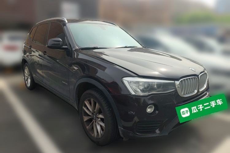 Used BMW X3 2014 xDrive28i Leading Model Front Right 45 Deg