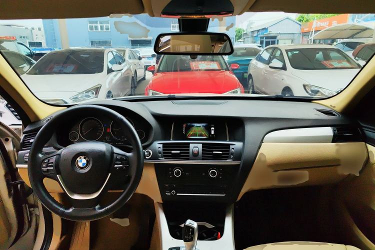 Used BMW X3 2014 xDrive20i Leading Model Interior 2