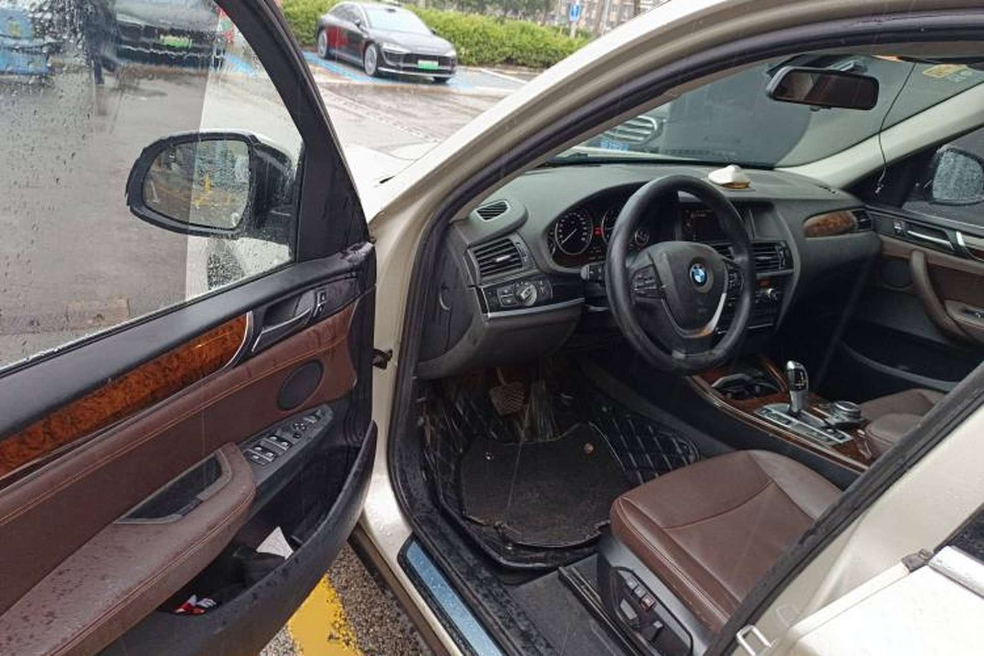 Used BMW X3 2014 xDrive20i X Design Package Interior 3