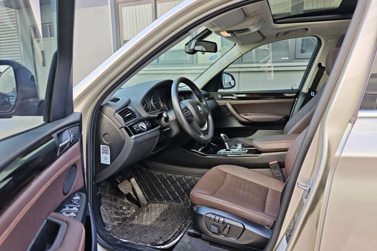 Used BMW X3 2014 xDrive20i X Design Package Interior 4