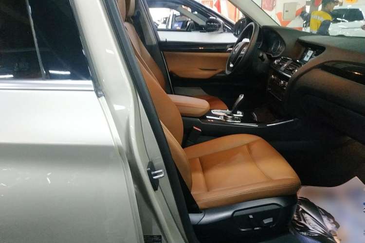 Used BMW X3 2014 xDrive20i X Design Package Right Front Seat