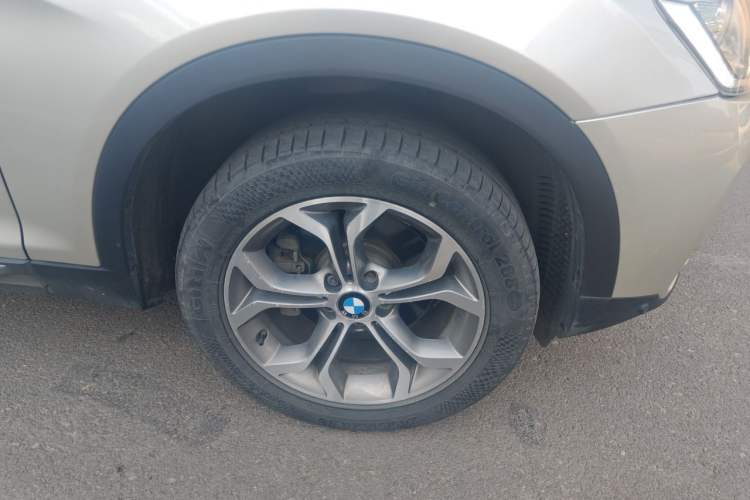 Used BMW X3 2014 xDrive20i X Design Package Right Front Wheel Hub
