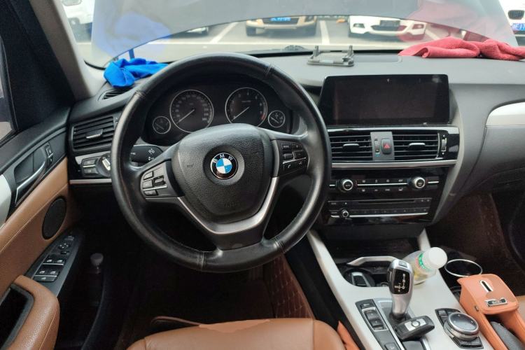 Used BMW X3 2014 xDrive28i Leading Model Steering Wheel