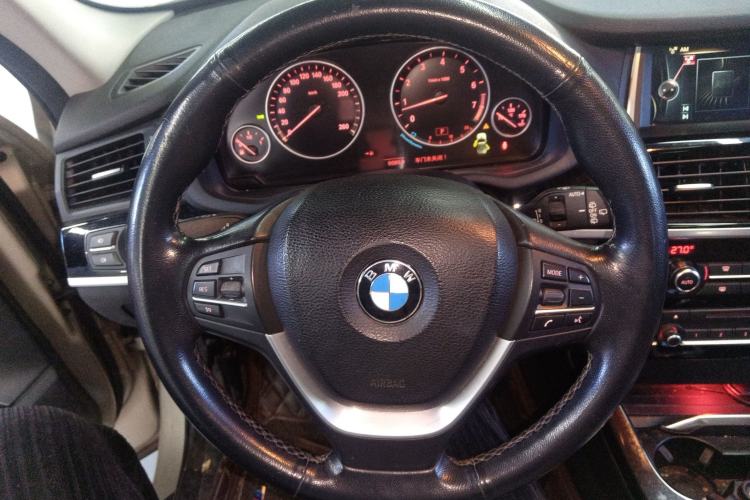 Used BMW X3 2014 xDrive20i X Design Package Steering Wheel