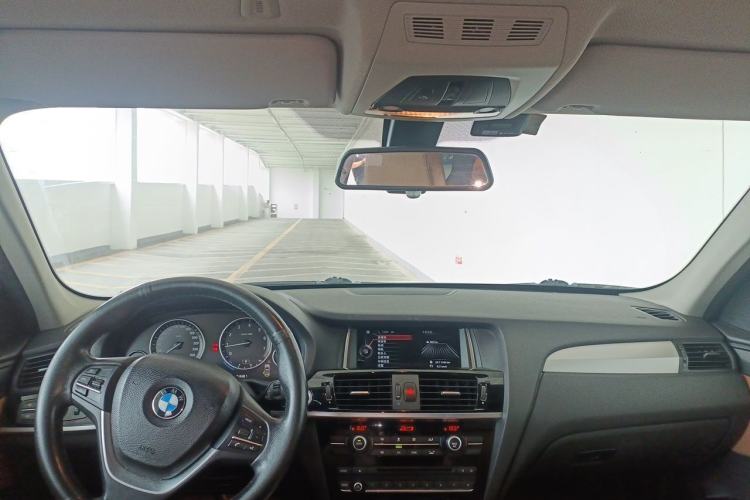 Used BMW X3 2014 xDrive28i Leading Model Center Console