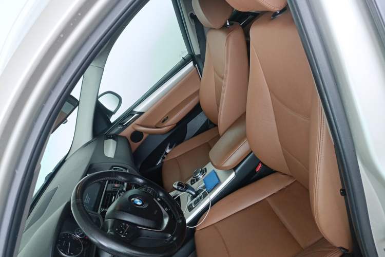 Used BMW X3 2014 xDrive28i Leading Model Left Front Seat