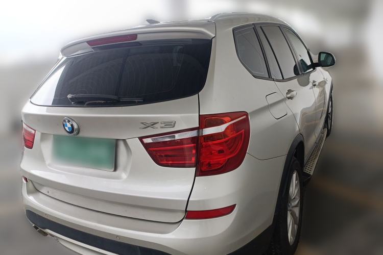 Used BMW X3 2014 xDrive28i Leading Model Rear Right 45 Deg