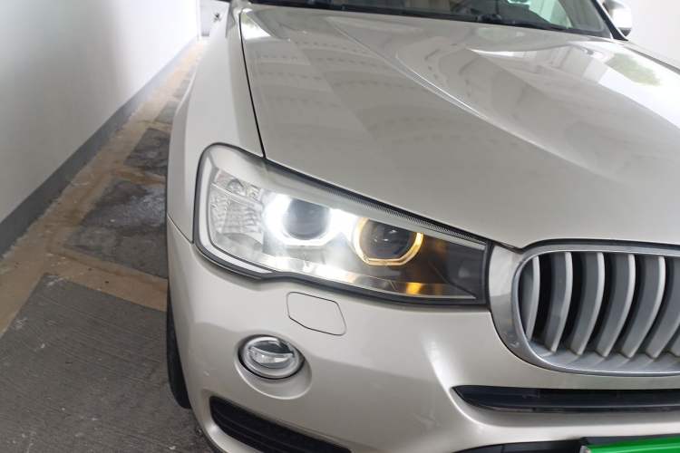 Used BMW X3 2014 xDrive28i Leading Model Right Front Headlight
