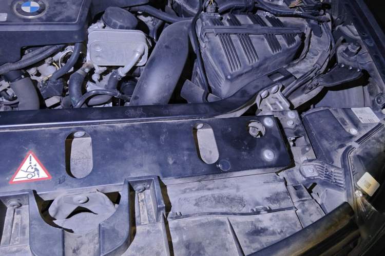 Used BMW X3 2014 xDrive20i X Design Package Engine Bay Left