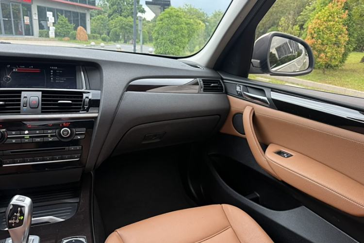 Used BMW X3 2014 xDrive20i X Design Package Interior 1