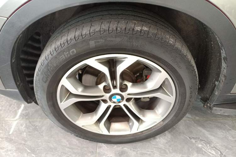 Used BMW X3 2014 xDrive20i X Design Package Left Front Wheel Hub