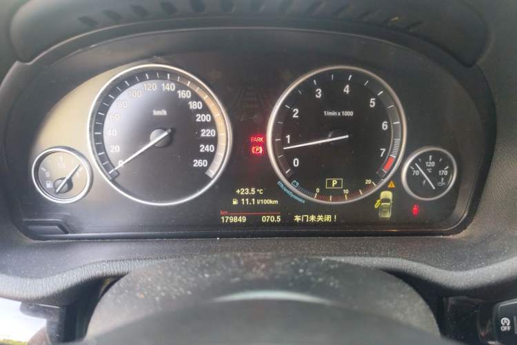 Used BMW X3 2014 xDrive20i X Design Package Odometer Close Up